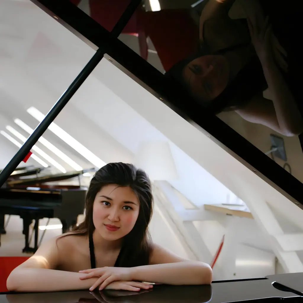 Reflection on piano